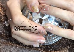 -DAZZLING BEAUTY美甲•美睫专门店