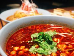 -芙蓉巷成都名小吃(大卫城店)