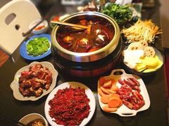 -沪小胖小龙虾(淮海中路旗舰店)