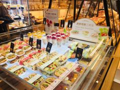 -罗森尼娜(德思勤店)