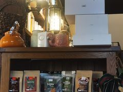 -房角石咖啡与书(吉大南校店)