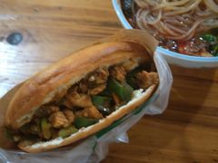 -老字号杨坡红油米线腊汁肉夹馍(东四道巷店)