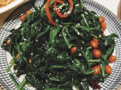 果仁菠菜-万龙洲海鲜(大兴绿地缤纷城店)