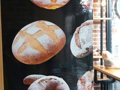 -焙丽拾光(麦凯乐直营店)