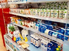 零售区-牛朋牛奶棚(南昌路店)