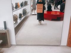 -Acne Studios(芮欧百货店)