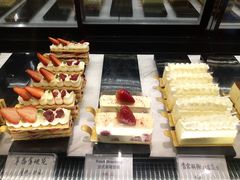 -黑草莓(重庆路店)