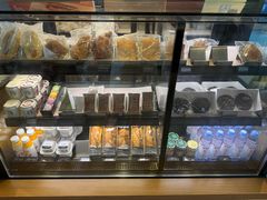 -星巴克(青岛火车北站候车大厅店)
