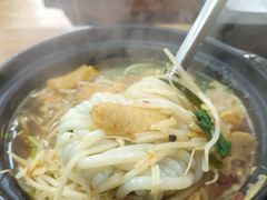 -天瑞福云南过桥米线(十里河店)