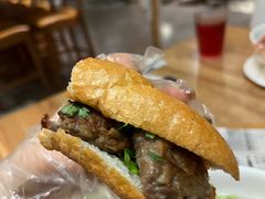 越南经典猪肉法包-越美小馆·越南料理(曲江店)