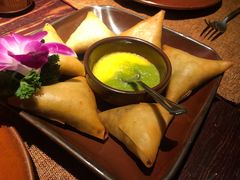 缅式羊肉三角饼-花马天堂云南餐厅 Lost Heaven(高邮路店)