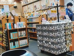 -茶颜悦色(德思勤L1层游园会店)