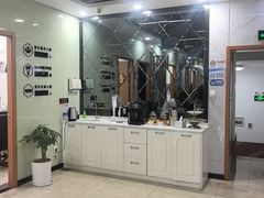 -茂菊口腔连锁(浦东南路店)