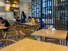 大堂-镇南锅盖面馆(解放路店)