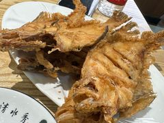 炸偏口鱼-方城小吃店