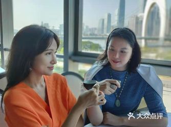 和朋友约早茶,来到这家广报集团的喜糖,名字就很讨喜