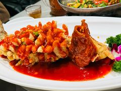 特色松鼠鱼（苏州招牌菜）-姑苏家宴·苏帮菜·松鼠桂鱼(苏州总店)