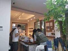 -Line 咖啡(石厦花园店)