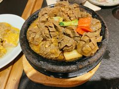 石锅手打牛肉丸-潮堂 · 潮州菜(国贸商城店)