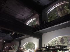 -穹六人间 people 6(岳阳路店)