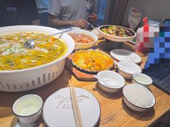 -小三峡食府(西五路店)
