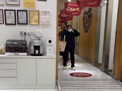 -雅悦齿科(顾村公园店)
