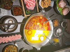 -湊湊火锅·茶憩(杭州湖滨银泰in77店)