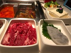 -海底捞火锅鲜切牛肉主题店(长寿路店)
