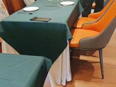 -圣彼得堡观江俄餐厅(中央大街黑金冠店)