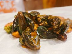 -Cut The Crab Cikajang