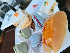 -三亚湾海居铂尔曼度假酒店