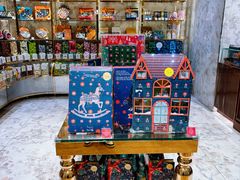 -VENCHI 闻绮(北京国贸商城店)