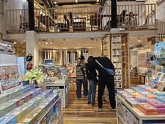 -猫的天空之城概念书店(苏州平江店)