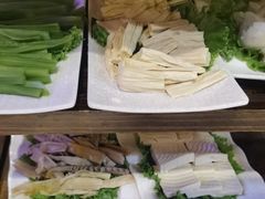 -唇辣号重庆老火锅(燕郊鑫乐汇店)