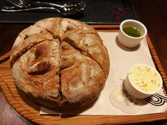 -恰餐厅及酒吧 CHAR Bar & Grill (北京丽都皇冠假日店)