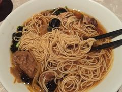 -松鹤面馆·古法焖肉面(观前店)