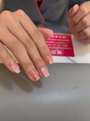 -梵莎美甲美睫