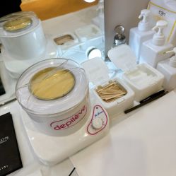 -Wax Brow蜜蜡脱毛美甲美睫眉吧