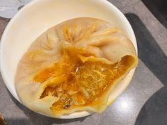 -莱莱小笼·乔艾