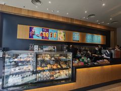 面包甜点陈列柜-星巴克(嘉定中信泰富万达广场店)