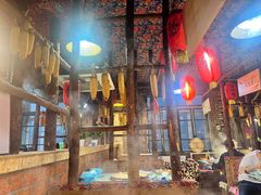 -鱼窝棚柴火铁锅炖(富山屯店)