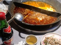 -吃城都·鱼蛙火锅(西玉龙街店)
