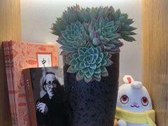 -宸玥酒店(成都西南财大地铁站店)
