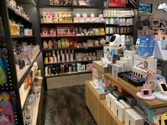 -酷乐潮玩(金桥国际店)