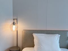 -深圳国际会展中心希尔顿酒店(前海华发冰雪世界店)