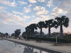 -亚龙湾中心广场