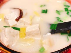 8小时浓鸡汤煮榆林豆腐-西贝(宝乐汇店)