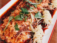 -有红鸡毛店·川菜(建设路店)