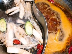 菌香鸳鸯锅-晓宇重庆火锅(赛格国际购物中心店)