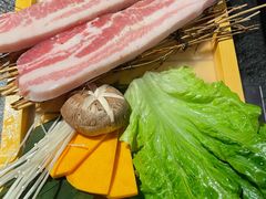-嘿嘟嘟·肋条烧肉放题(爱融荟城店)